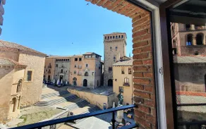 Superior apartment with views, 1 bed, downtown - Image 5