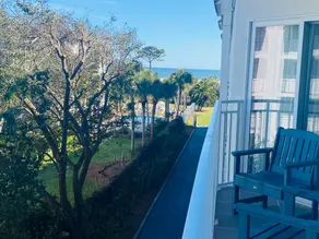 Jack och Laurel välkomnar dig till vår Beach Club Condo! - Image 2