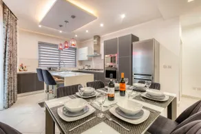 Luxury Cosy 3 Bedroom Apt in Gzira Sliema, close StJulians by walk - Image 2