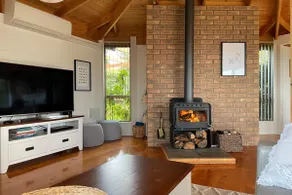 HEXAGON BEACH HOUSE Binalong Bay of Fires Views - Image 3