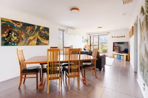 Cosy Cottage Olive Grove | Retreat with Fast Wi-Fi - Image 3