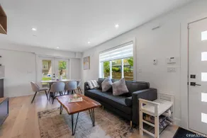 *BRAND NEW* Modern 3BR 3Bath Home/Central location - Image 2