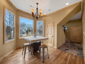 Cozy Victorian Hideaway - Image 3