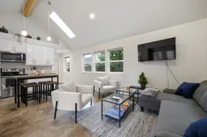 RoseCity Getaway - New Modern Private Home - Image 3
