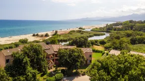 Tania, charming apartment for 7 on the beach - Image 4