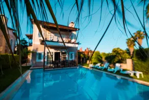 Luxury Villa with Private Pool and Sauna - Image 4