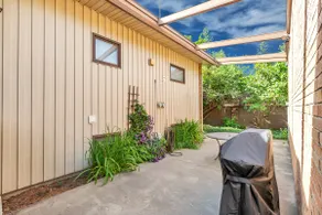 Manito Country Club Condominium - Image 4