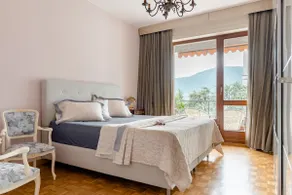 Elisabeth luxury apartment with lake view - Image 4