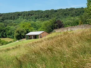 Unique Private Slad Valley Contemporary Chic Barn - Image 2