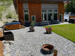 Black Bear Crossing -Luxury, hot tub, A/C, view - Image 3