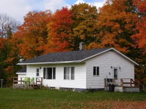 Country Home in Michigan's U P - Image 2