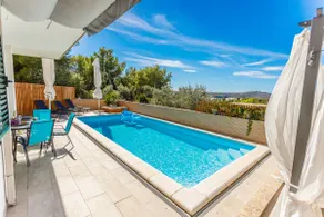 Villa NONO Jure - Private Pool & Jacuzzi, Milna Brač - Image 4