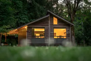Ansel's Cabin, Riverfront Hot Tub w/MtView - Image 2