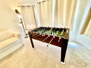 Luxury 4BR Family Home w/ King Suite + Game Room - Image 5