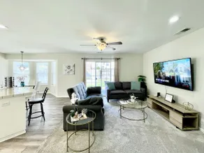 Luxury 4BR Family Home w/ King Suite + Game Room - Image 2