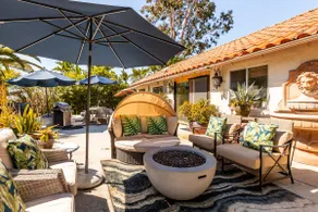 Luxury Beach Bungalow - Private Pool - Huge yard - Image 4
