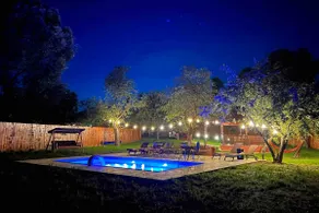 Horace Guesthouse POOL & HOT TUB & BIKES & RIVER - Image 2