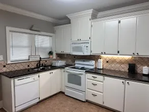 Cute 2bdrm house by dwntwn Conway near UCA/Hendrix - Image 4