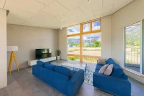 Echo Rocks | Private Spacious Mountain View Chalet - Image 3