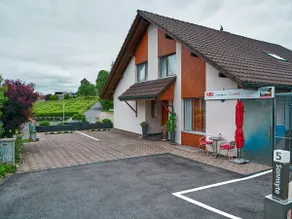 Studio with private bathroom and kitchen. - Image 3