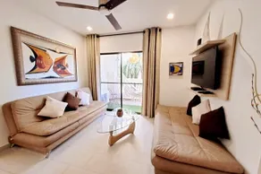 Grob Home Studio Apartment steps from the beach and Zazué - Image 5