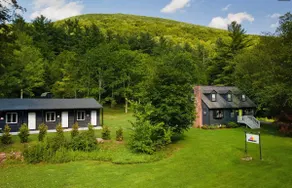 Modern Home + CMYK Motel on 10 acres in Phoenicia - Image 5