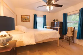 Ski Cabin-Scenic Views-5.5 Private Acres-Fast Wifi - Image 5
