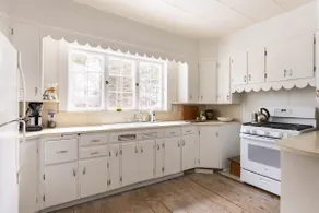 The Logue House - Image 5