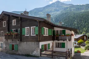 Apartment in the center of Paese Ronco 4 - Image 4