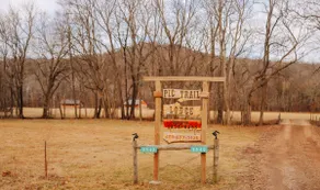 Sasafrass Luxury Log Cabin •creek • Lake •Sleeps 9 - Image 4