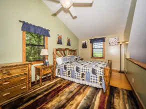 🍁 Helen's Huckleberry Cabin - iWiFi, 🐶 venlig, 💦 Boblebad, pejs, 🔥 pit - Image 5