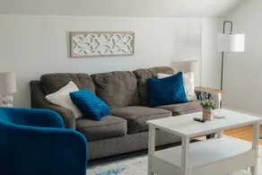 Cozy Farmhouse Apartment in Bristol 2 bed 1 bath - Image 3