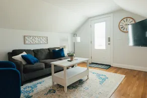 Cozy Farmhouse Apartment in Bristol 2 bed 1 bath - Image 5