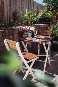 Sayer Gardens Apartment - Image 5