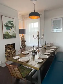Beautiful 4 Bed Beach House - Image 5