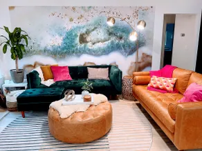 Emerald House. Designer remodel. King bed. Central - Image 3