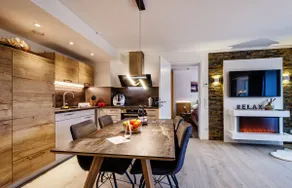 Stylish beachfront apartment with balcony up to 6 people - Image 3