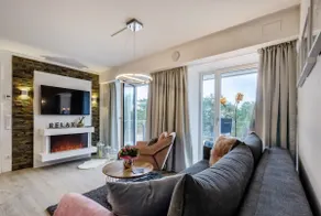Stylish beachfront apartment with balcony up to 6 people - Image 2