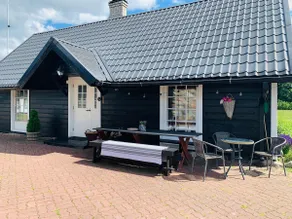 Villa Nõva guest house with sauna and hot tub - Image 4