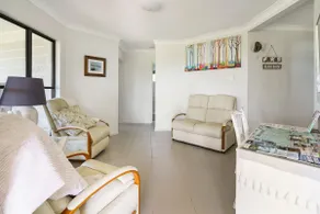 Great Sandy Straits - Home with an Amazing View - Image 4