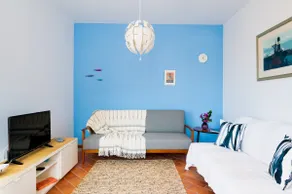 Beachfront flat with a panoramic view of the bay - Image 3
