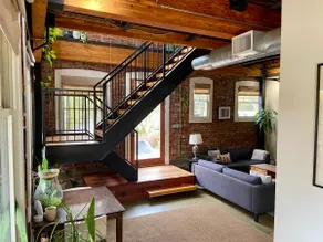 True Urban Loft - Image 5