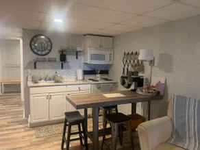 T's Place - Image 2