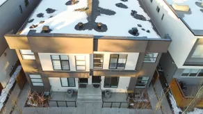Gorgeous home away from home in Downtown Unit 1 - Image 5