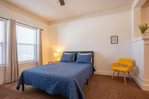 Spacious Studio Downtown - Image 3