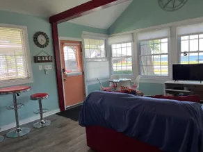 2BR/2BA Lakeview between Rochester & Niagara Falls - Image 2