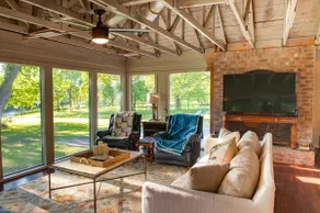 Skylight Ranch - Spacious Getaway - Image 2
