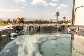 Epic Mtn View ✦ Hot Tub & Fireplaces - Image 3