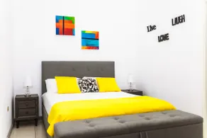 Kingston City Centre Oasis (new 1 bed, 1 bath apt) - Image 3