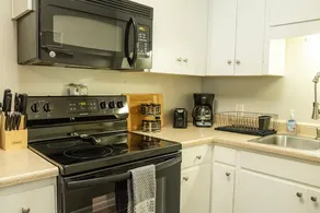 Newly Renovated Condo in Premium Tempe Location! - Image 2